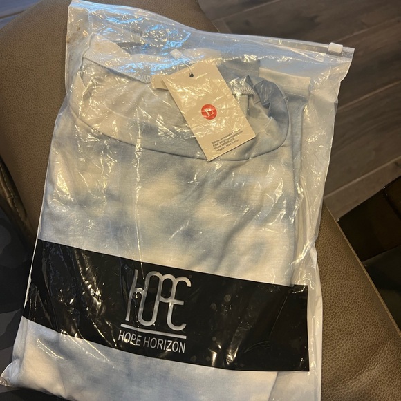 BRAND NEW Blue Tie Dye Pajama Set Size M - Picture 5 of 5